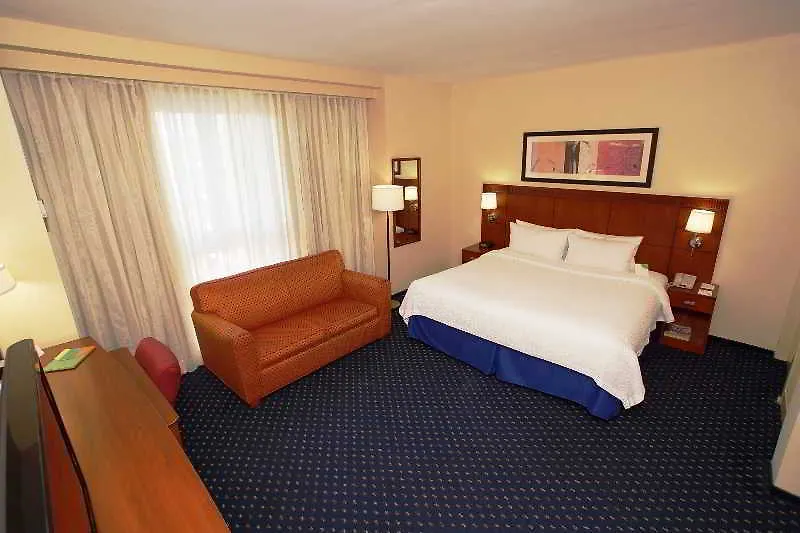 ****  Hotel Courtyard By Marriott San Juan Miramar Puerto Rico