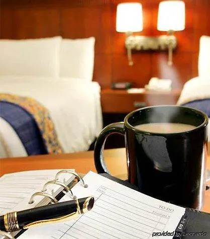 Hotel Courtyard By Marriott San Juan Miramar