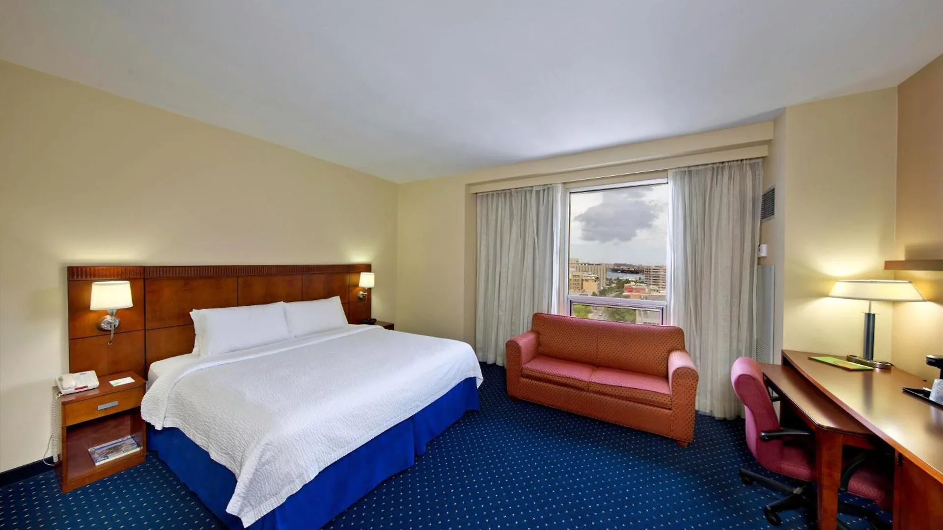 Hotel Courtyard By Marriott San Juan Miramar 4*,  Puerto Rico