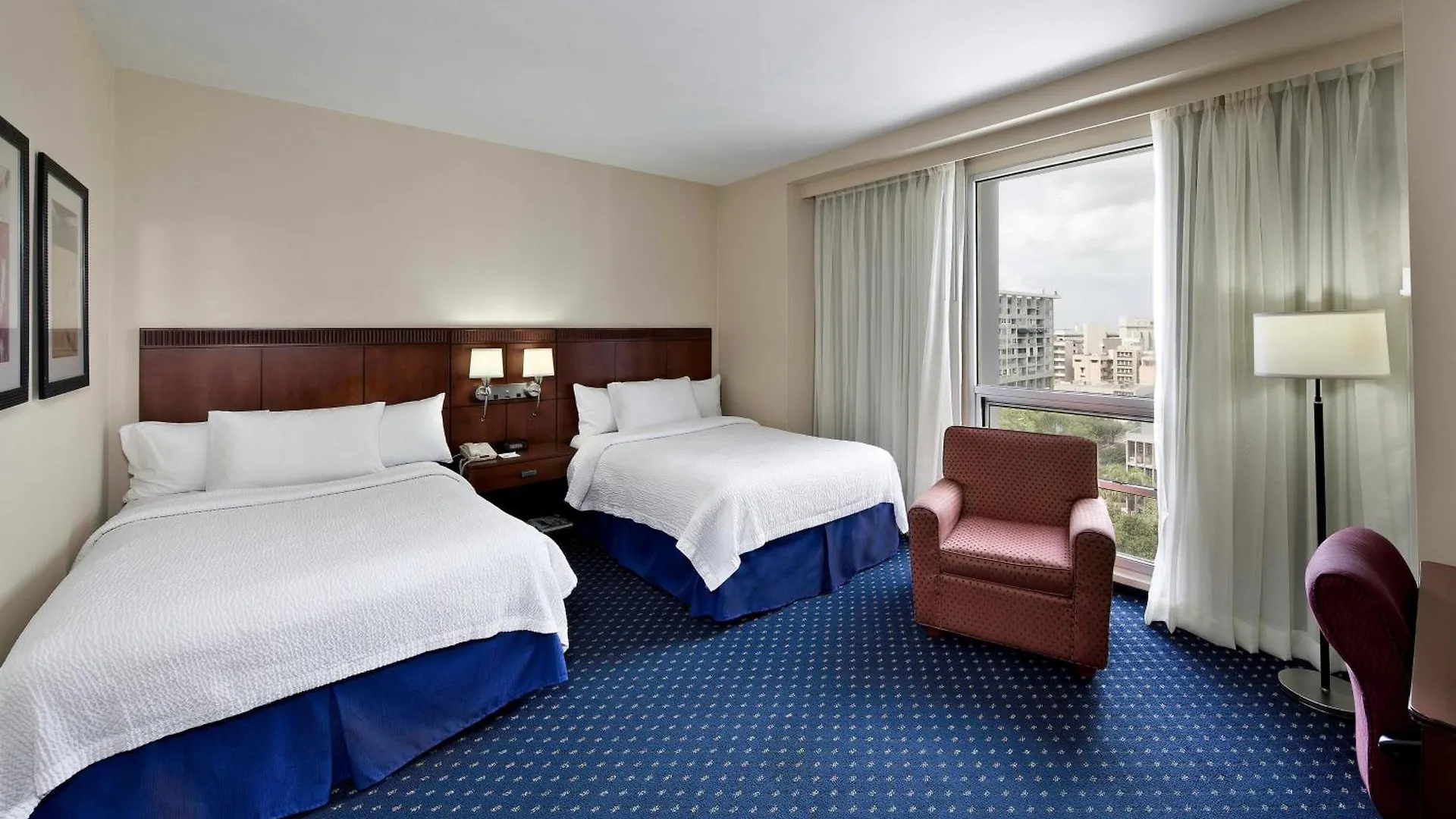 Hotel Courtyard By Marriott San Juan Miramar