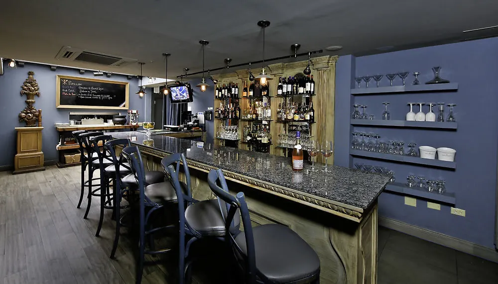 Hotel Courtyard By Marriott San Juan Miramar