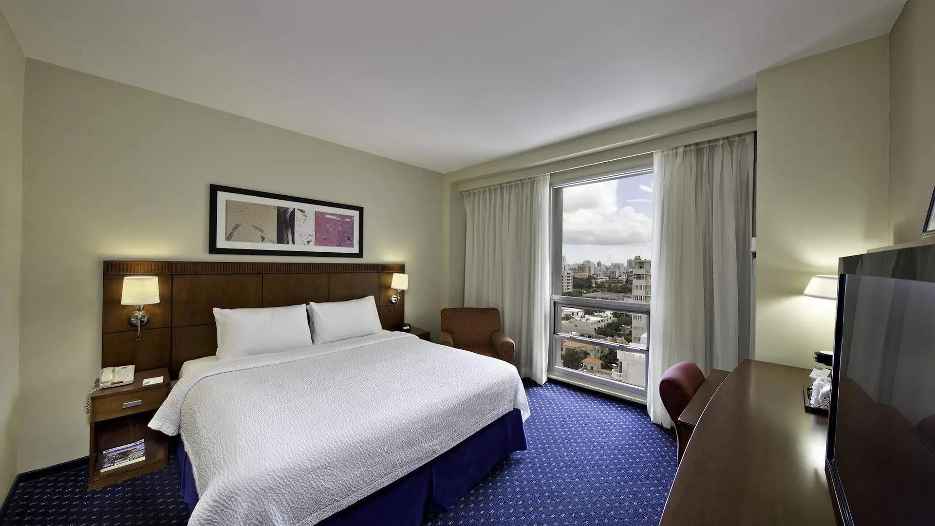 Hotel Courtyard By Marriott San Juan Miramar 4*,